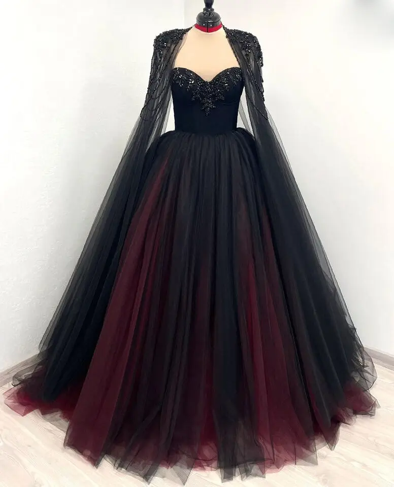 Angels bridep vestidos de novia Gothic schwarz und rot Schatz Brautkleider mit Cape Applikationen boden langes Brautkleid