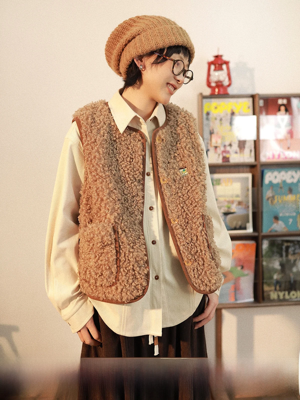 

Aita Stu Japanese Sle Women's Vintage Casual Lamb Fur Svel Vest Layering Jaet ort Length Single Button Closure