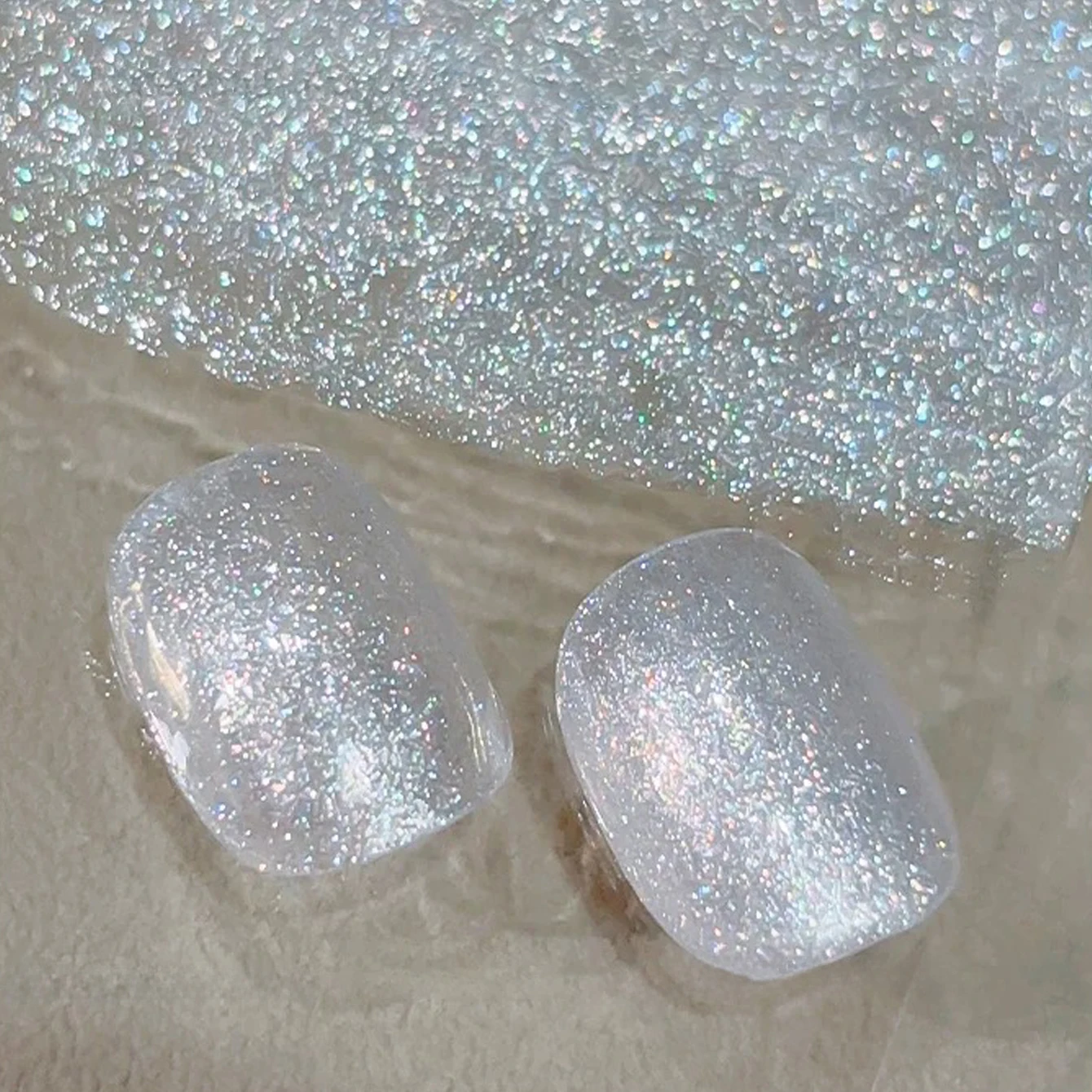 Smalto per unghie gel bianco latte di cocco superiore lucido di notte al chiaro di luna da 12 ml per l'autunno inverno Natale Inverno Nail Art Salon Use