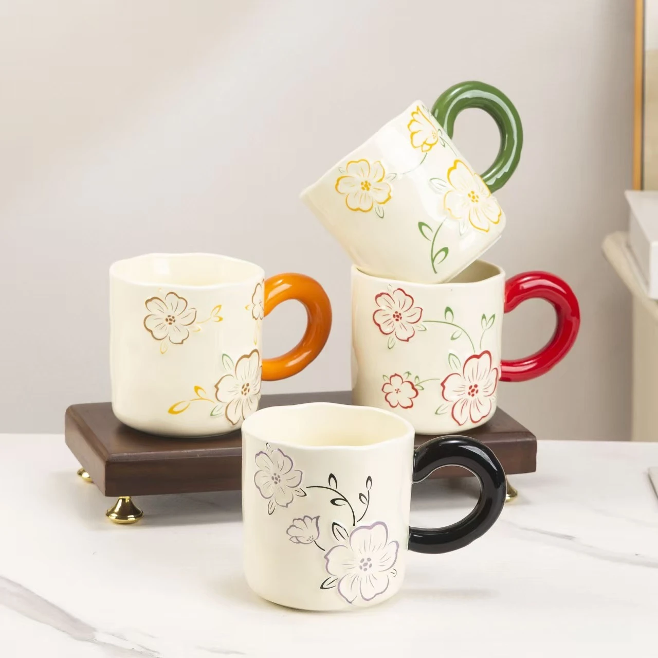 

Creative Hand Drawn Relief Flower Ceramic Mug for Home Use Large Capacity Breakfast Milk Cup Office Coffee Cup Hand Drawn Gift