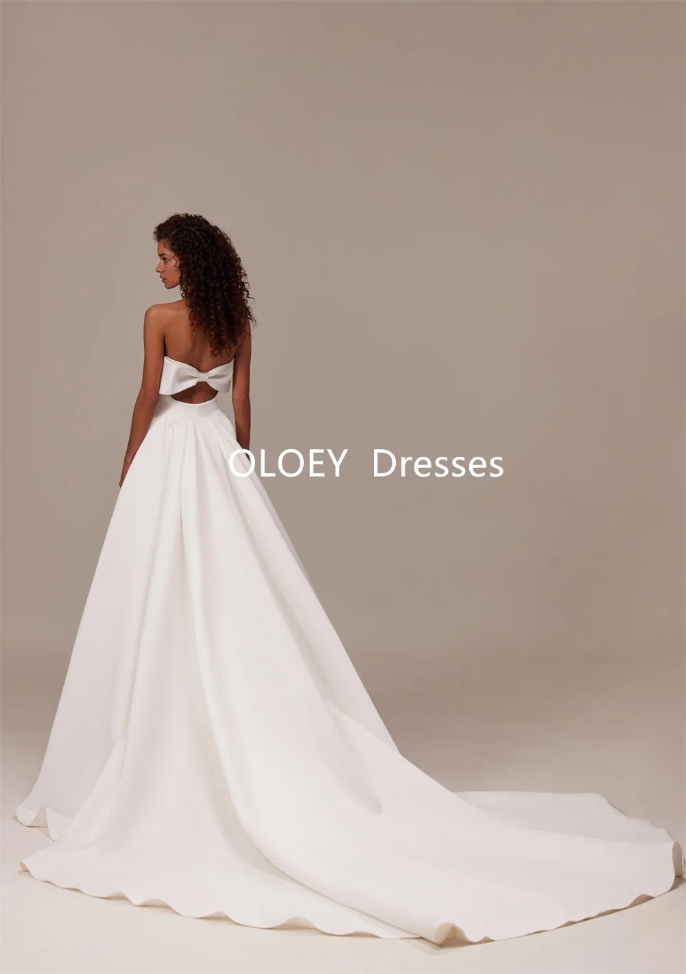 OLOEY Elegant Pleats Strapless A Line Wedding Dresses Sleeveless Floor Length Bride Gowns Customized Bow Zip Vestidos De Novia