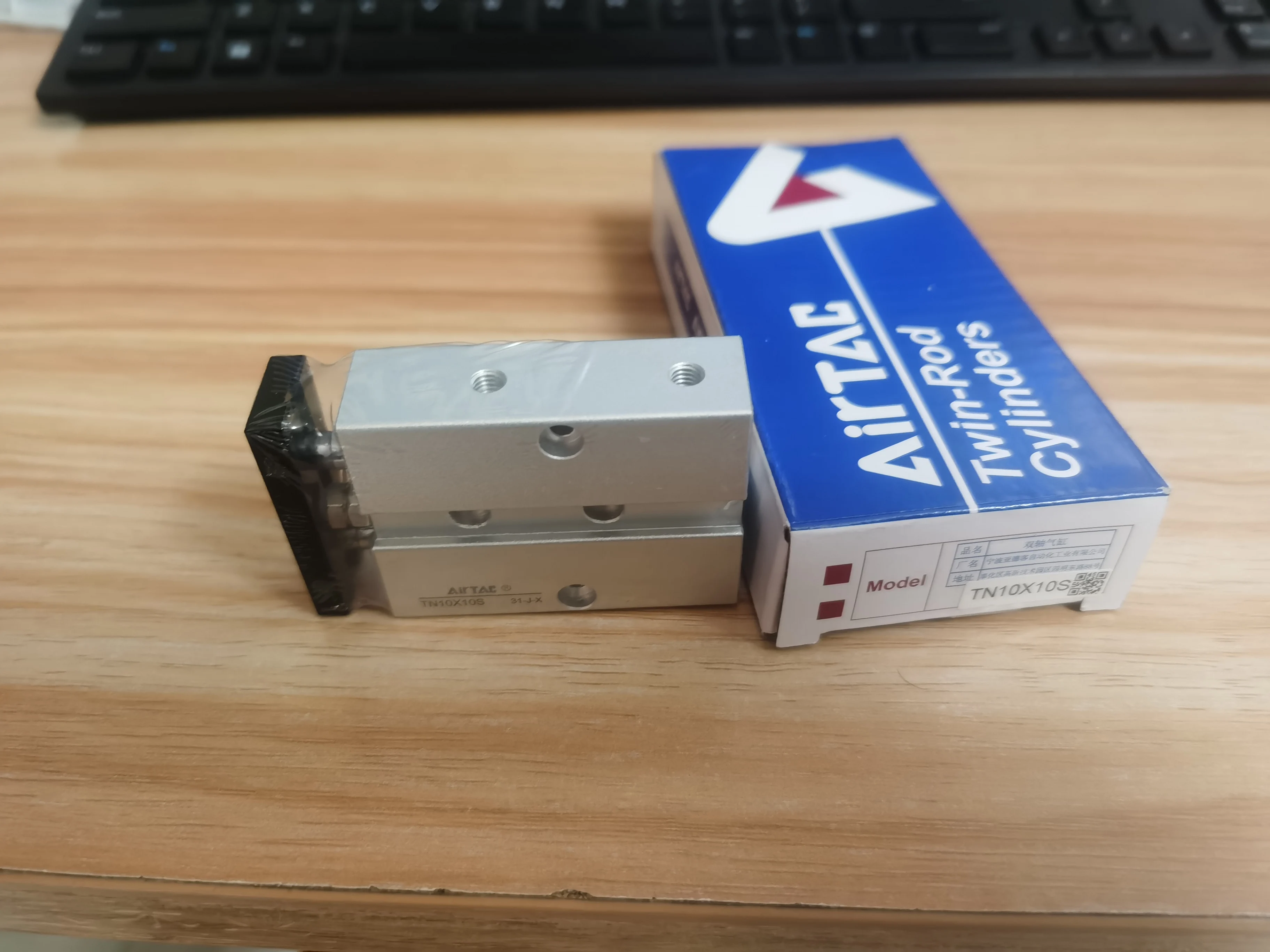 1PCS New AirTAC TN10x10-S TN10x10S  Cylinder
