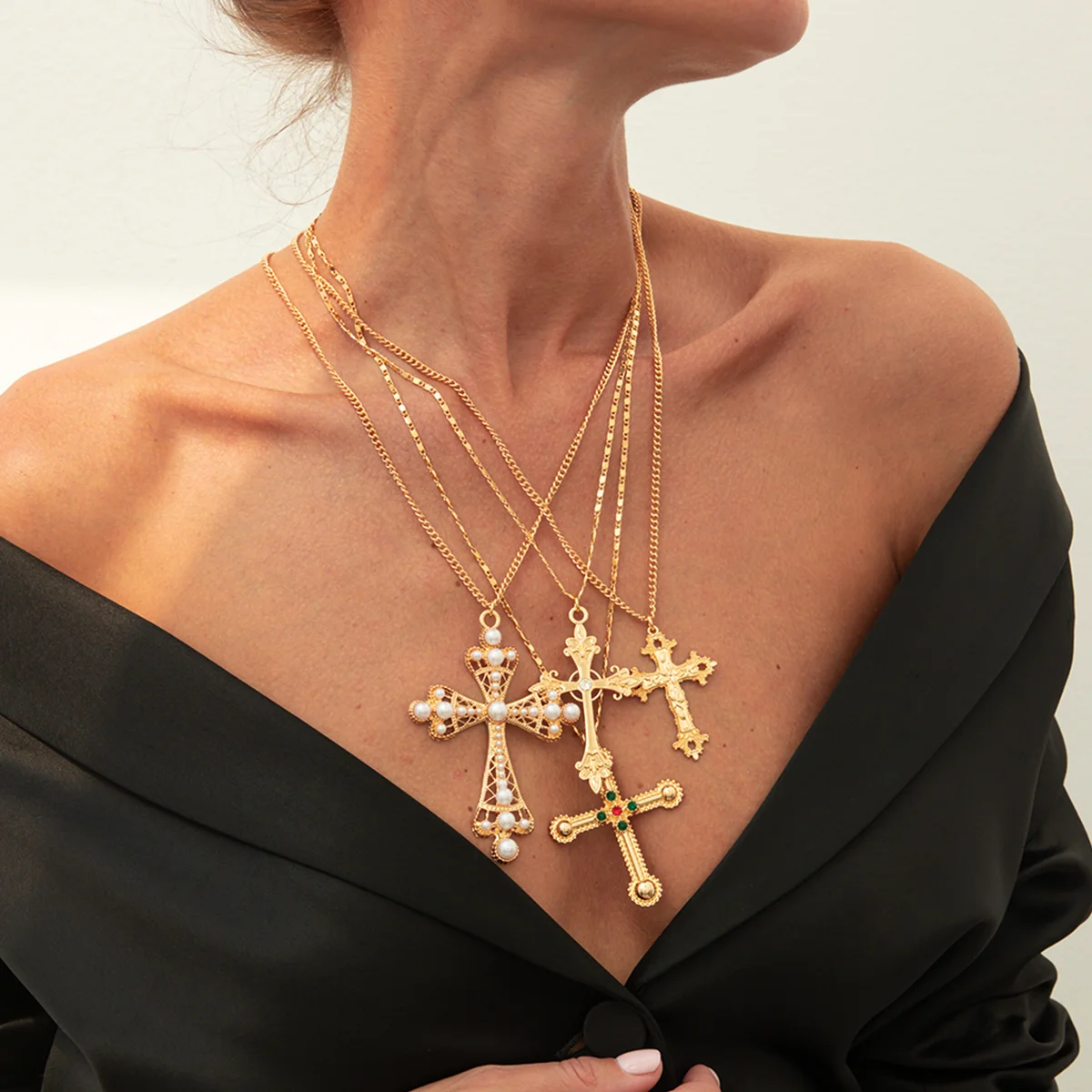 Ingemark 4Pcs/Set Punk Acrylic Rhinestone Cross Pendant Necklace Women Creative Retro Gold Color Long Chain Charm Y2K Jewelry