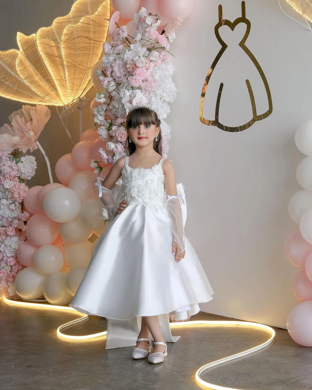 

White Satin Applique Flower Girl Dress For Wedding Sleeveless Puffy Kids Birthday Princess Dress First Communion Ball Gowns