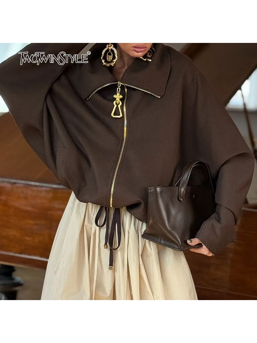 

TWOTWINSTYLE шикарная куртка с персонализированными молниями для женщин, свободное пальто с воротником с лацканами и длинными рукавами, женская мода, осень