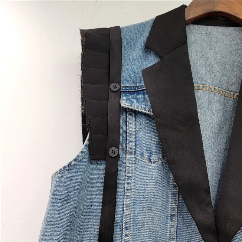 SuperAen European Style Suit Collar Patchwork Denim Jacket for Women Spring 2024 New Pleated Ruffled Loose Vest