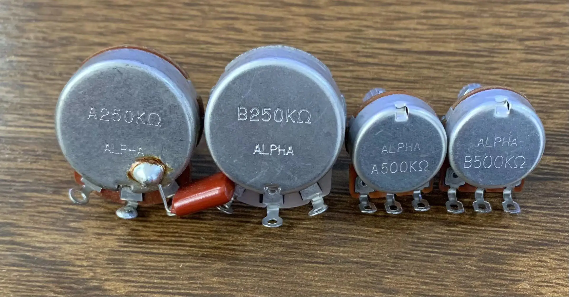 Professional ALPHA Brand Potentiometer A250K B250K A500K B500K Tone Volume for Electric Bass & Guitar s Accessories in Stock