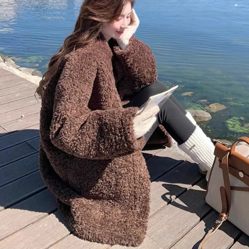 

Women's Oversized Faux Shearling Jacket Mid-Length Plush Sherpa Coat for Petite Women with Thick Warm Lining 2025 Winter Coats