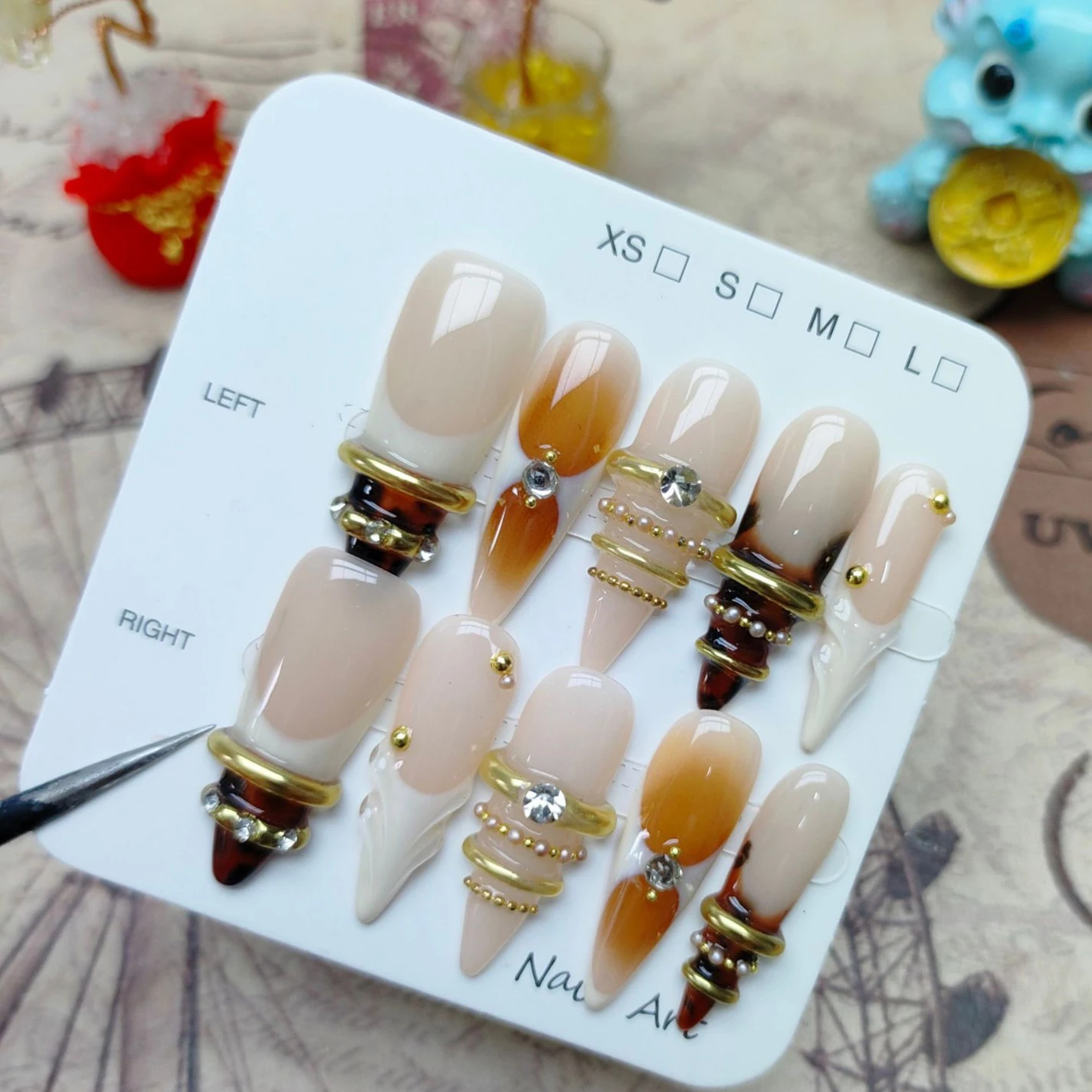 Elegant Press on Nails 3D Embossed Flower for Winter Wedding Party Hand Painted Resin False Nails Long Stiletto Design
