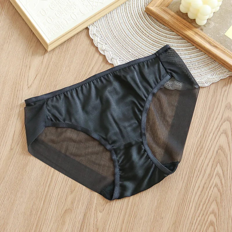 Birdtree 100%Mulberry Silk Underwear Women Clothing Comfortable Pants Ultra-thin Mid-waist Triangle Shorts Sexy Briefs P38336QC