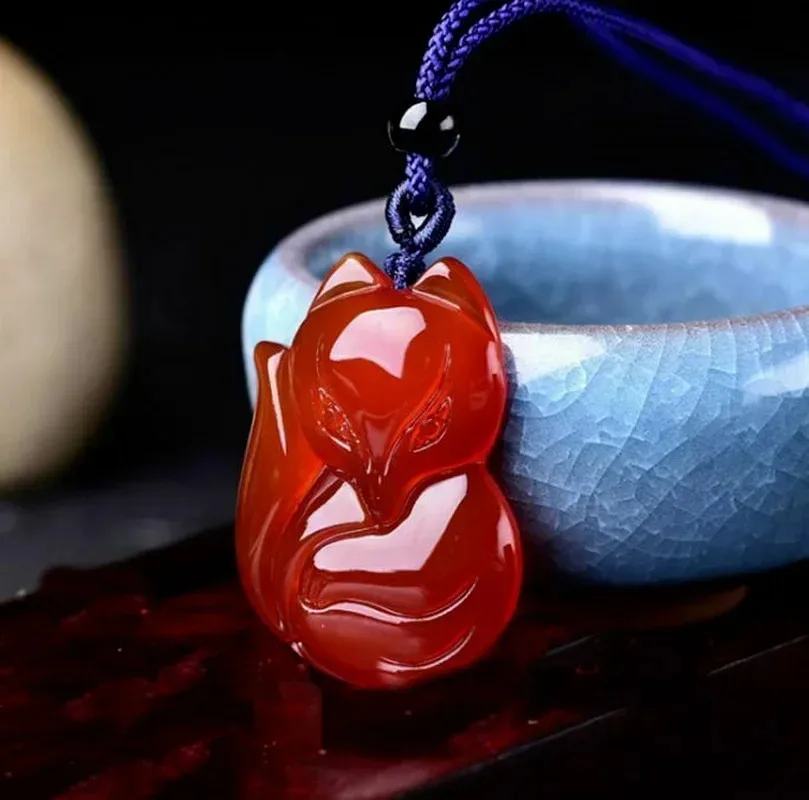 Naturalny czerwony agat grawerowany ręcznie lis egzorcyzuj złe duchy wisiorek amulet na szczęście moda ręcznie rzeźbione mężczyzna kobieta szczęście nowość