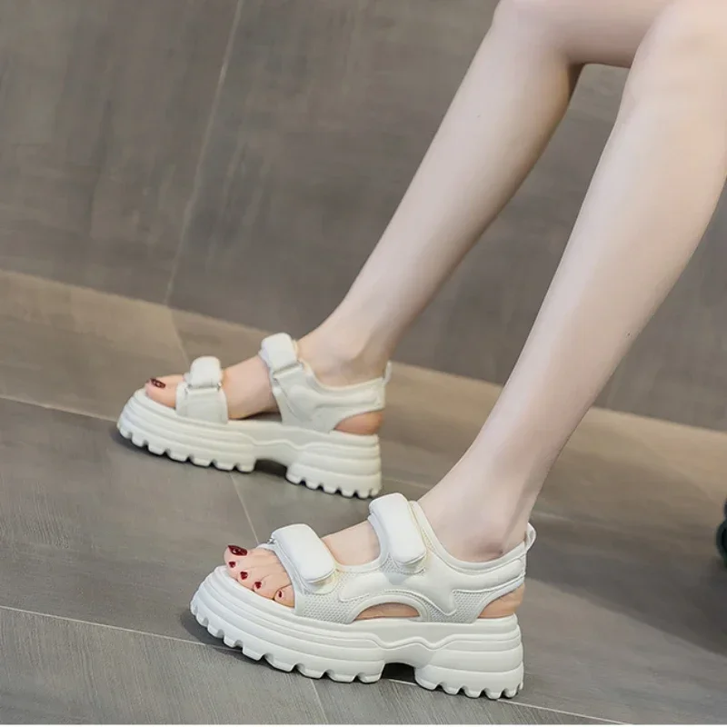 Summer New Fashionable and Elegant Casual Platform Sole Sandals Solid Color Round Toe Lightweight Open Toe Running ShoesNO:T-08