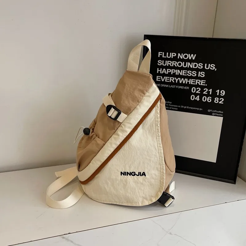 

Fashionable Casual Patchwork Contrasting Color Women Chest Bag Simple and Large Capacity Lightweight Breathable Crossbody Bag