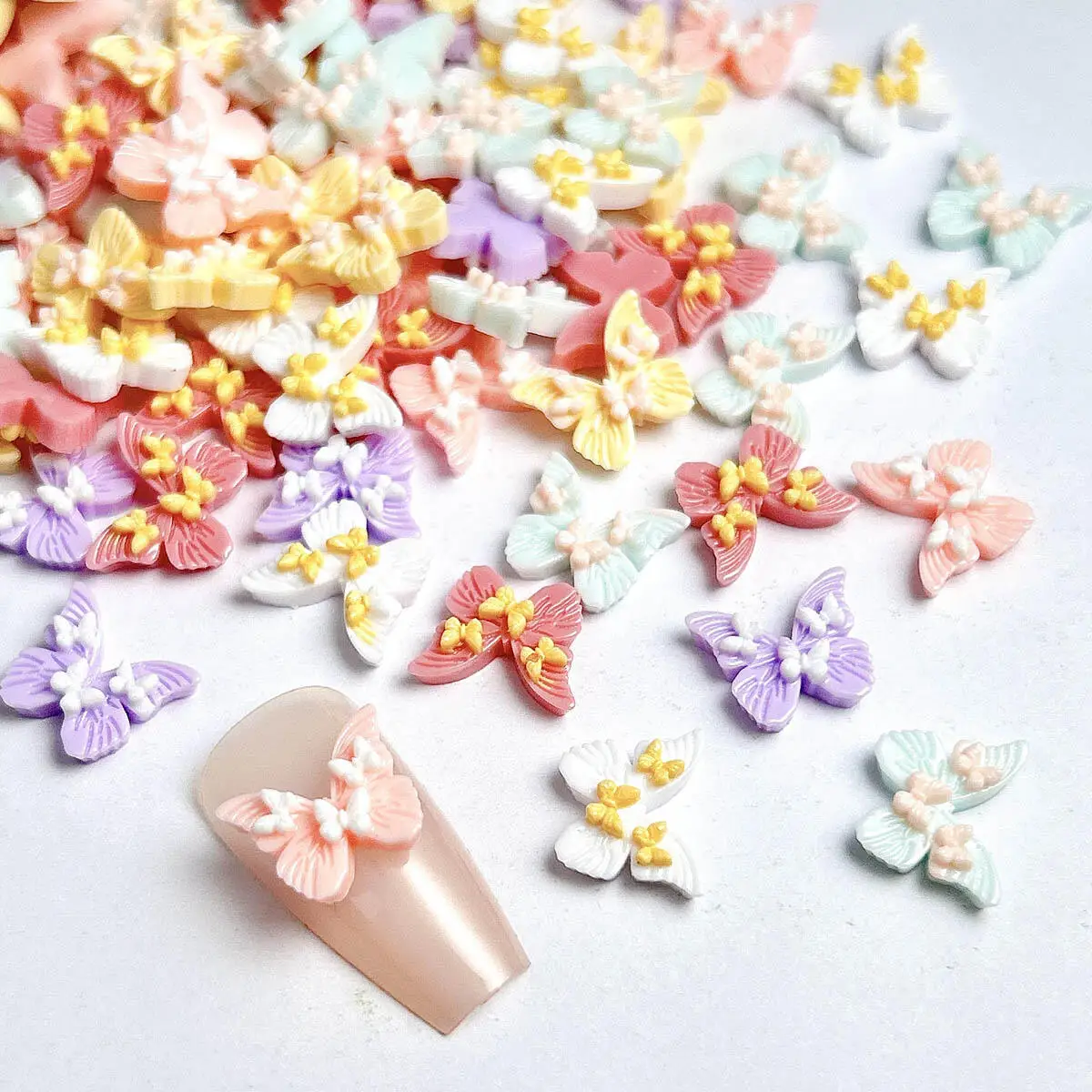 30 pièces fée coloré résine papillon ongles breloques Kawaii papillon Nail Art décoration pièces pour coque de téléphone pinces à cheveux bricolage artisanat