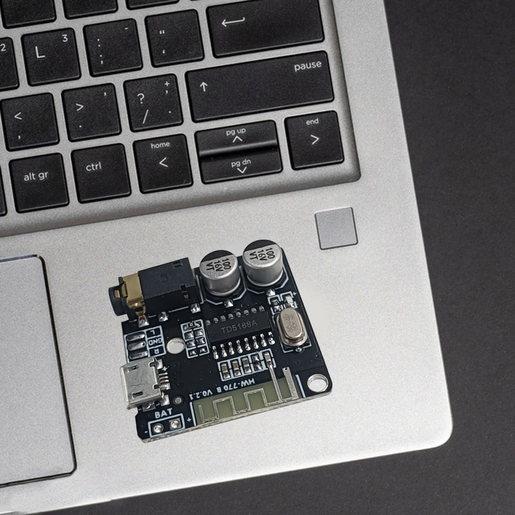 MP3 Decoding Player Board Bluetooth-Compatible 4.1/5.0 3.5mm Audio Aux Decoding Player Amplifier Board Micro USB 5V Powered