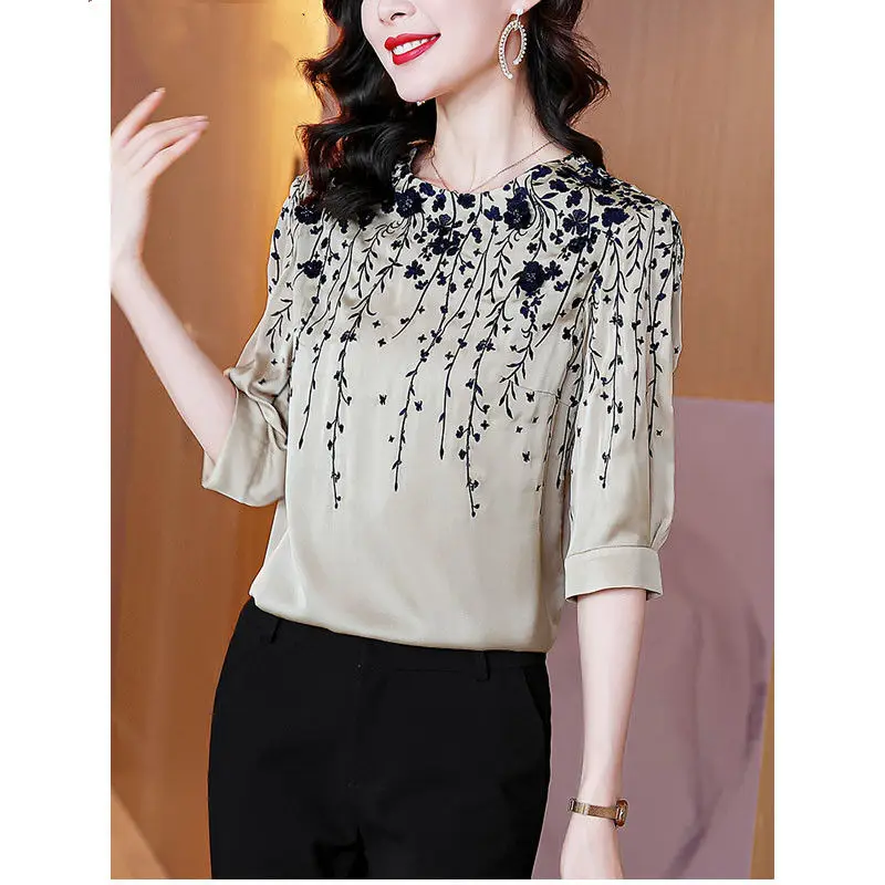 Vintage Printed Half Sleeve Loose Embroidery Satin Blouses 2023 Summer New Casual Pullovers Half Sleeve Commute Shirt