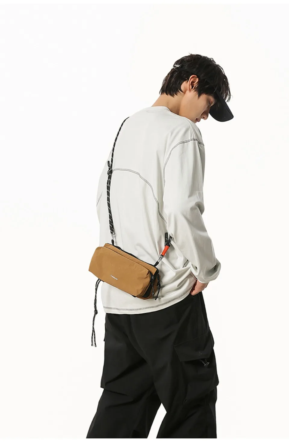 Unisex Camp Messenger Bag, große Kapazität, Umhängetasche für Männer und Frauen, robuster Nylon-Wander- und Reiserucksack – Detail 8