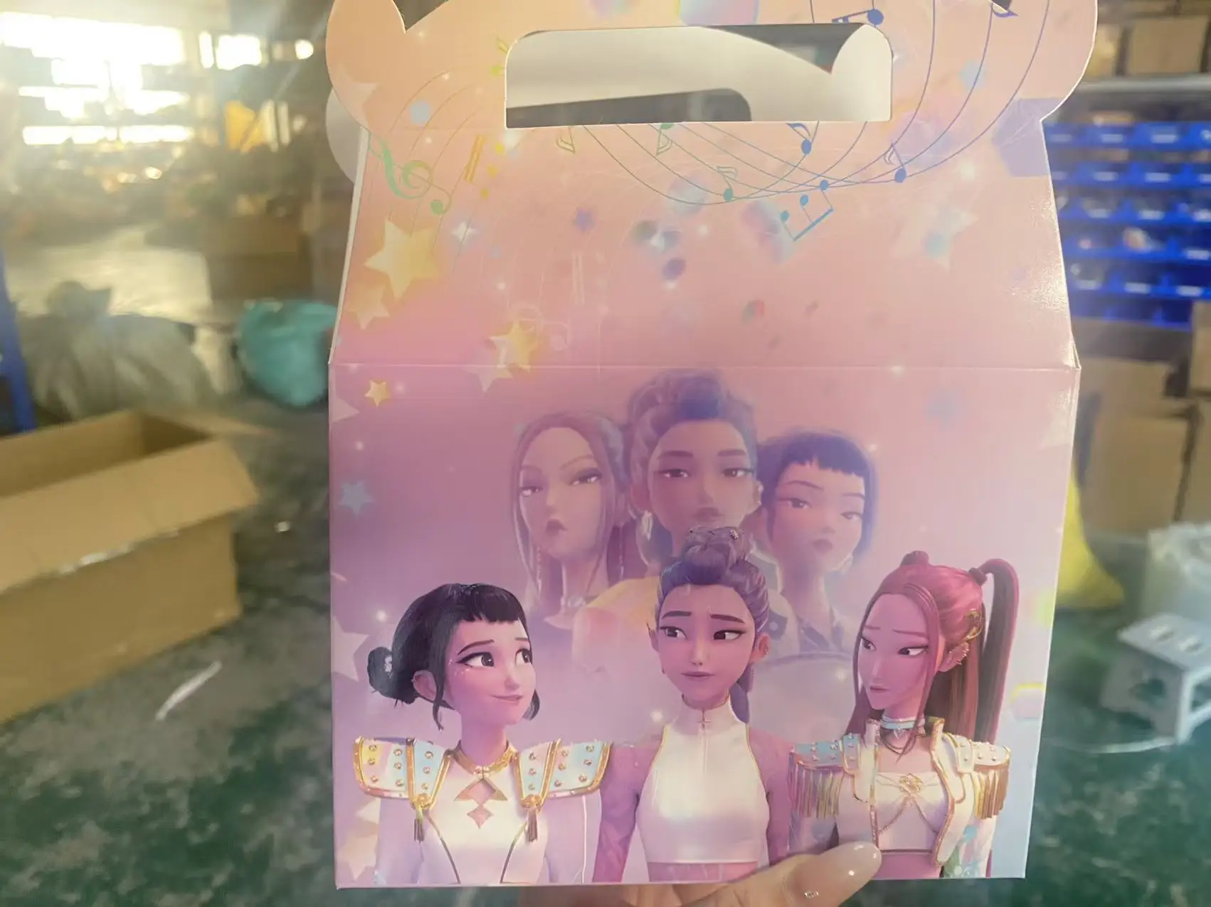 **Kpop شيطان الصيادين حفلة لصالح علاج صناديق ورقة هدية كبيرة مع مقابض للوجبات الخفيفة كوكي كاندي اللعب حفلة عيد ميلاد بيبي دش #1