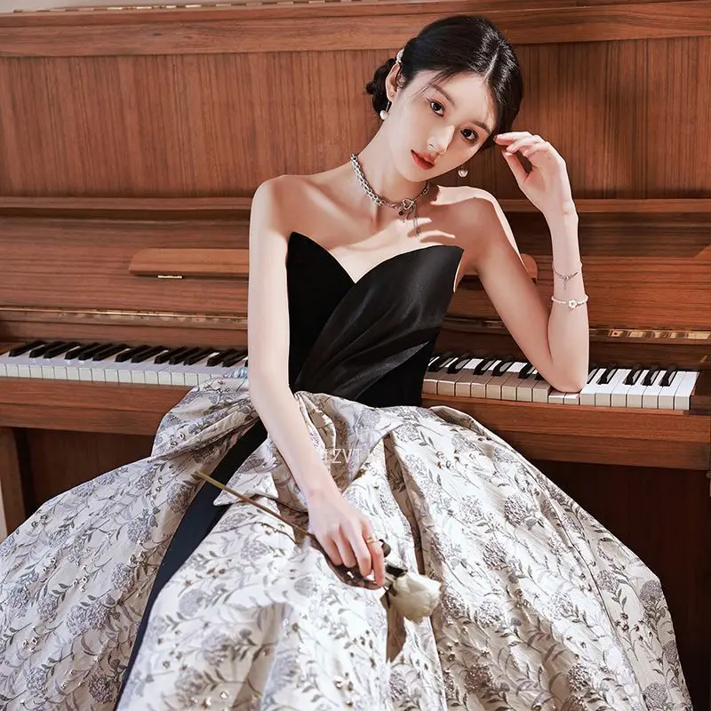 ปิดไหล่ชุดราตรีเรียบง่าย 2025 ใหม่ดอกไม้ Big Bow งานแต่งงานพรหมชุด Elegant LACE-up กลับชุดอย่างเป็นทางการ