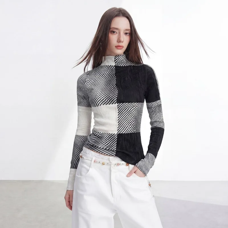 Miyake Pleated 2026 New Summer Base Shirt Four Seasons Draped Pleated Thin Long Sleeve Slim Fit Versatile Textured T-Shirt Pleat