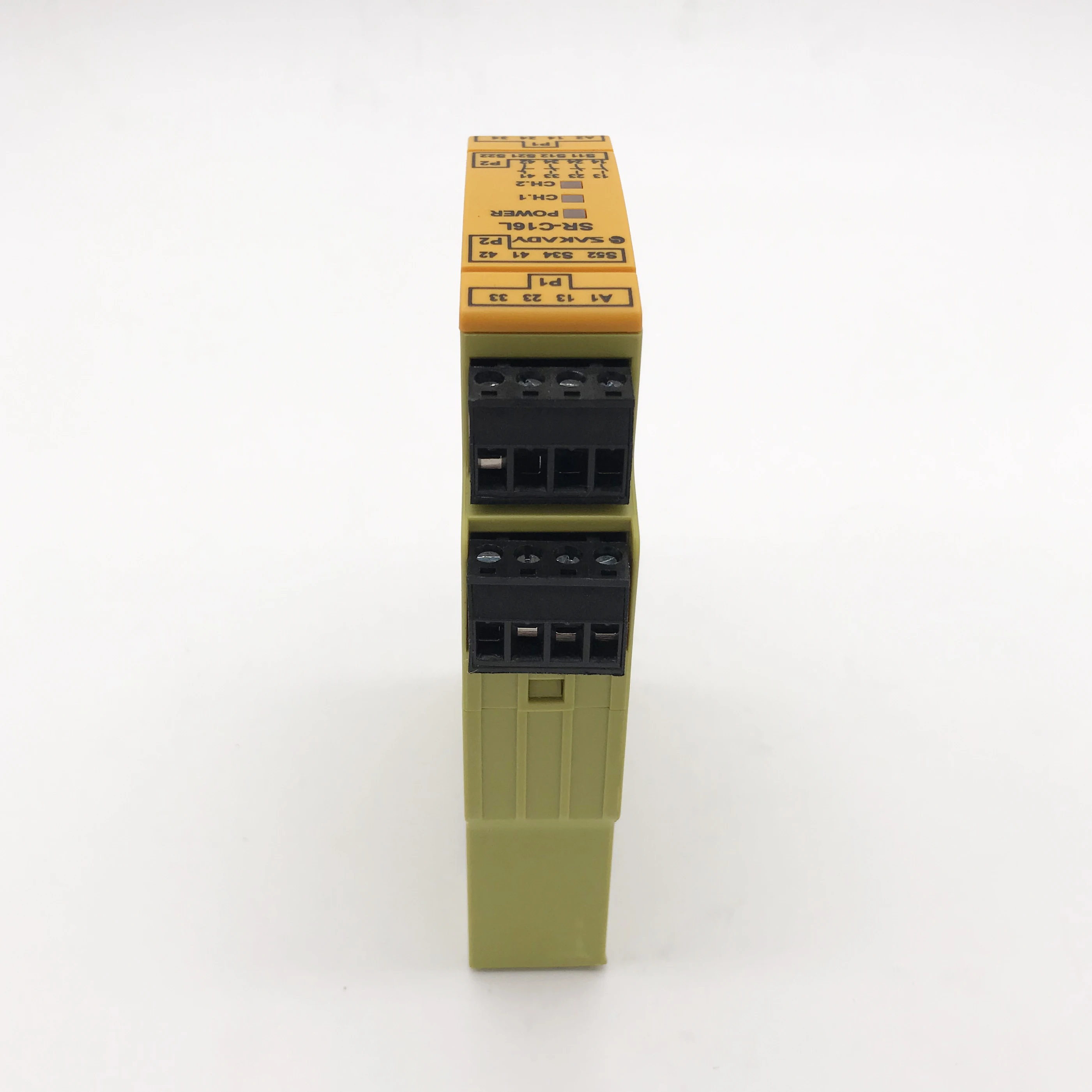 Automatic protection safety relay switch