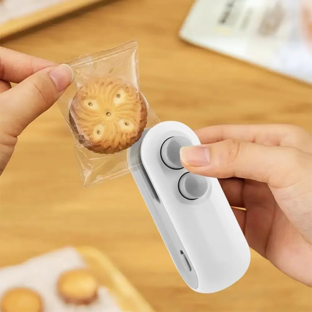 USB Portable Mini Heat Bag Sealing Machine For Snacks Home Use Rechargeable Sealer Vacuum Sealer Plastic Bag Heat Sealer Clip