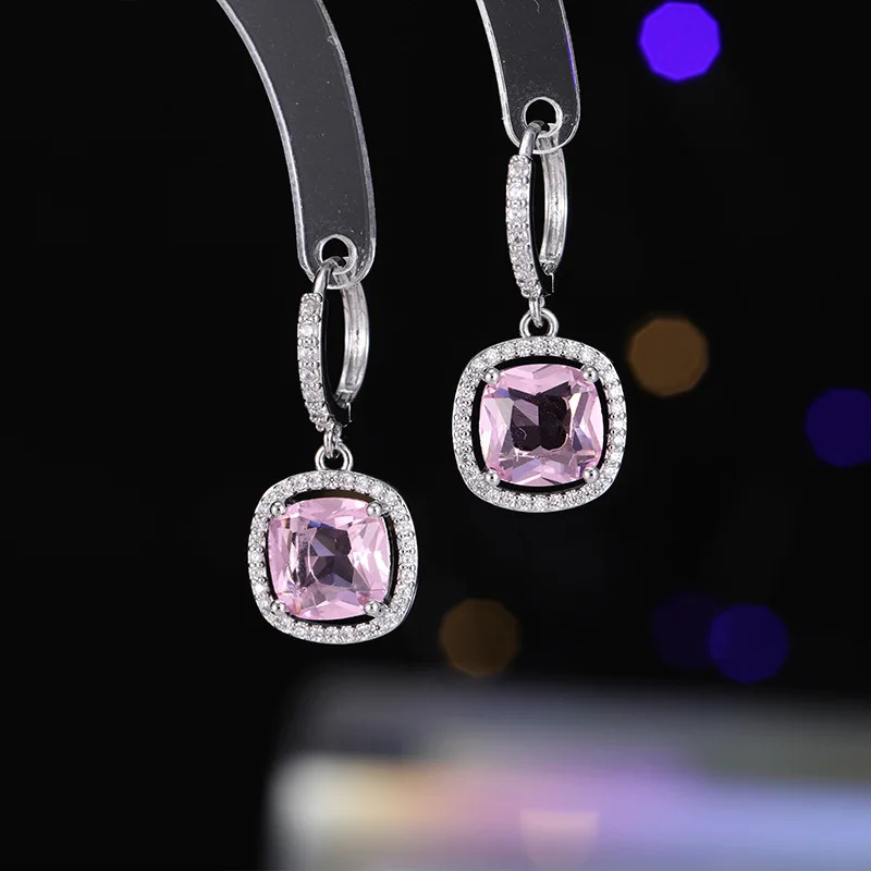 

Micro-inlaid zircon versatile, simple and fashionable earrings for women, super shiny square, niche and light luxury earrings