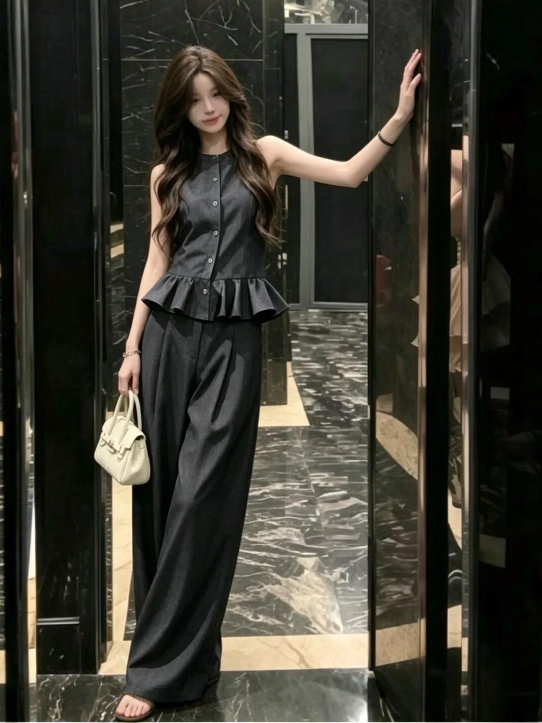 

Elegant Two-Piece Set Casual Vest Top And Pants Ensemble Unique Stylish Summer Outfit Comfortable Breathable Cotton Blend