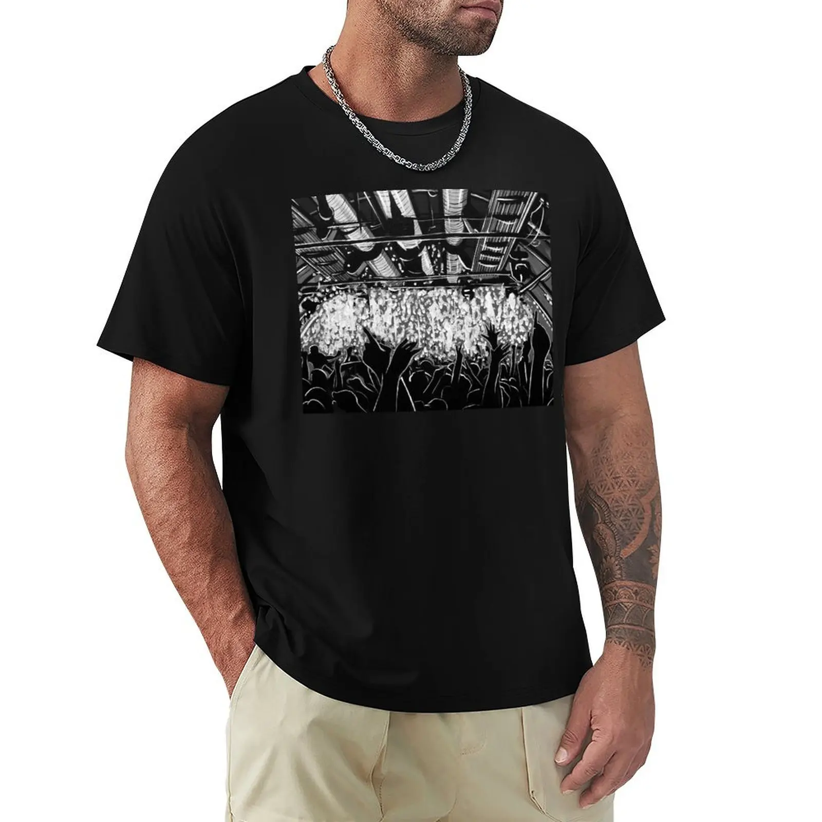 

The Arches T-Shirt Large Size Breathable Tee