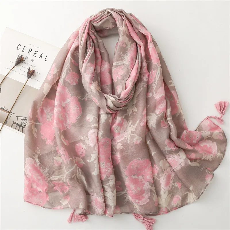 

2024 Beautiful Cotton Rose Print Tassel Scarf Shawls Long Floral Blossom Scarves Hijab Wrap