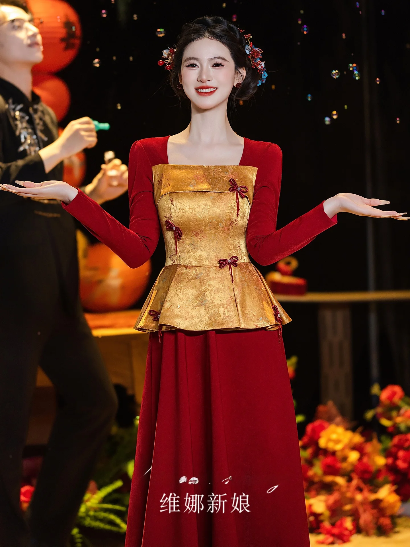 

2025 New Wedding Dr Red Evening Gown Square Collar Fitted Retro Sle Polyester Fiber Long Sve Floral Patterned for Mar...