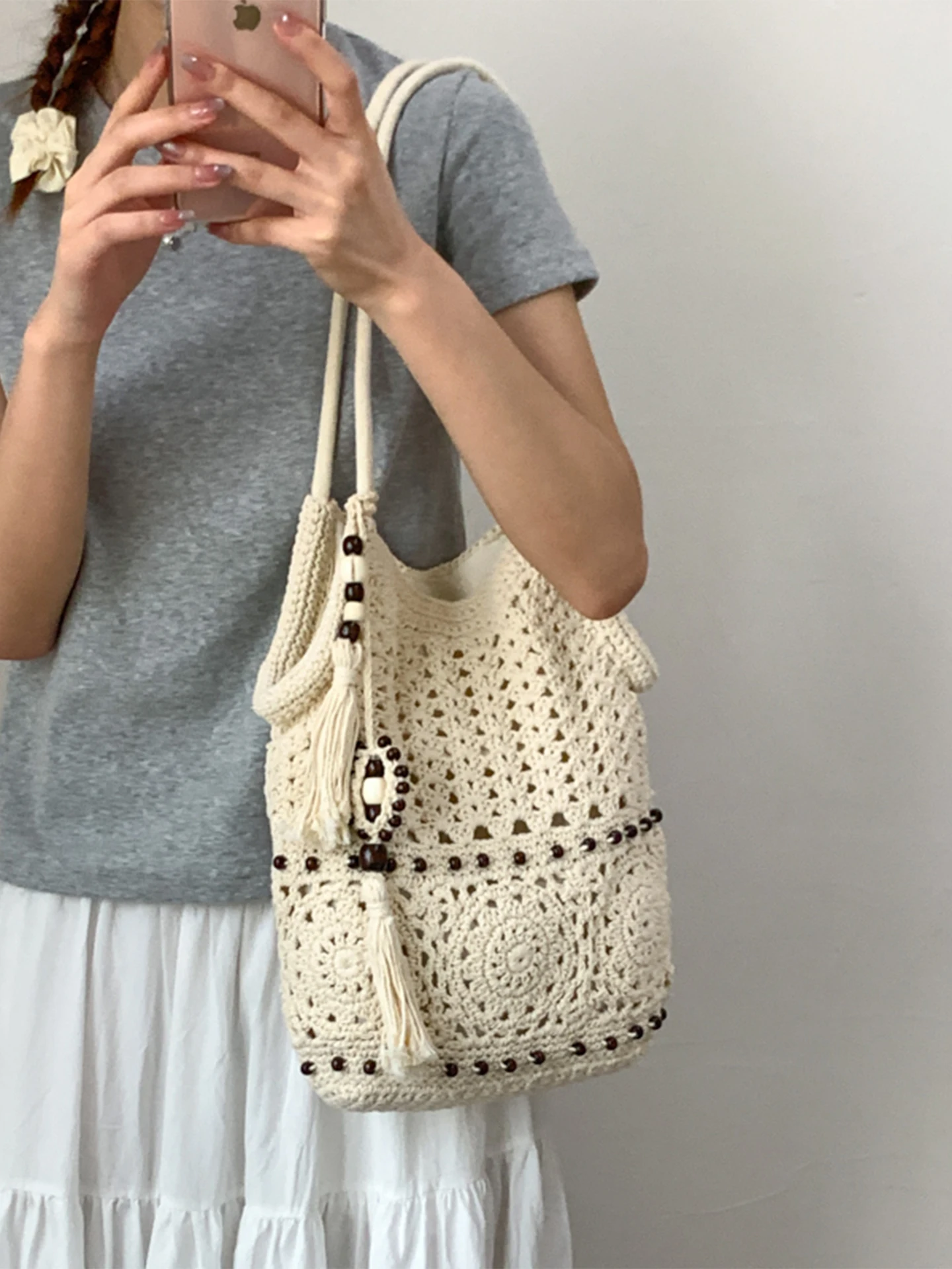 

Large Capaci Hollow Knitted Summer Beach Vaion oulder Bag for Women n Sle Casual Buet ape Soft Fabric