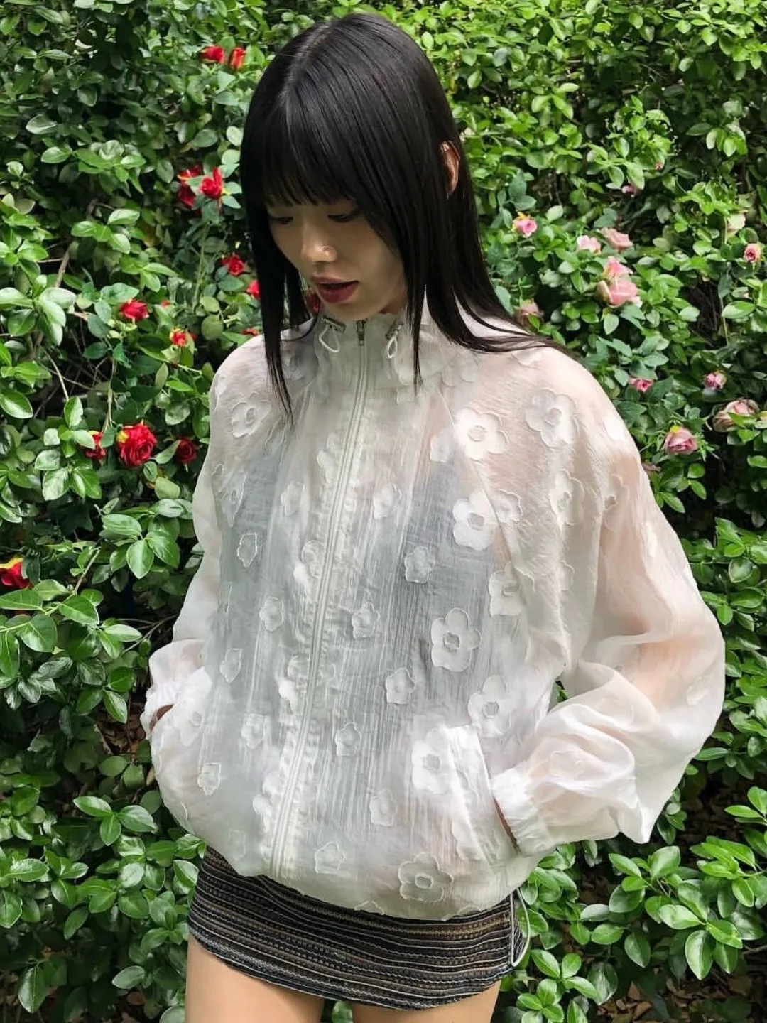 Summer Thin Floral Embroidery See-through Zipper Sun Protection Outerwear Cool Vacation Style Women's Knitted Long Sleeve Swe...