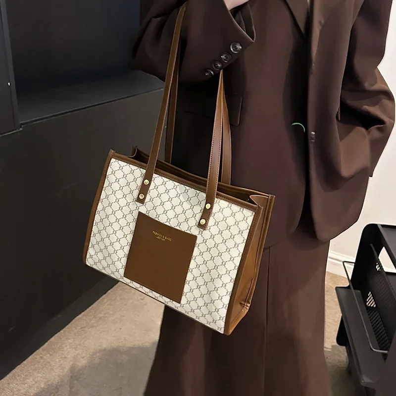 

2025 New! Women's Retro-Print Commuting Single-Shoulder Bag - Large-Capacity Color-Blocked Handheld Tote