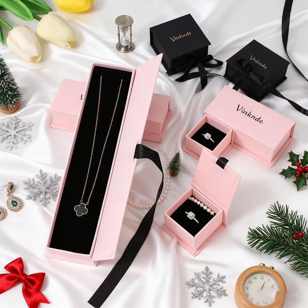 

100Pack Pink 9x9x3cm New Flip Jewelry Box Cardboard Jewellry Boxes Bracelet Earring Necklace Rings Wedding Gift Case with Ribbon