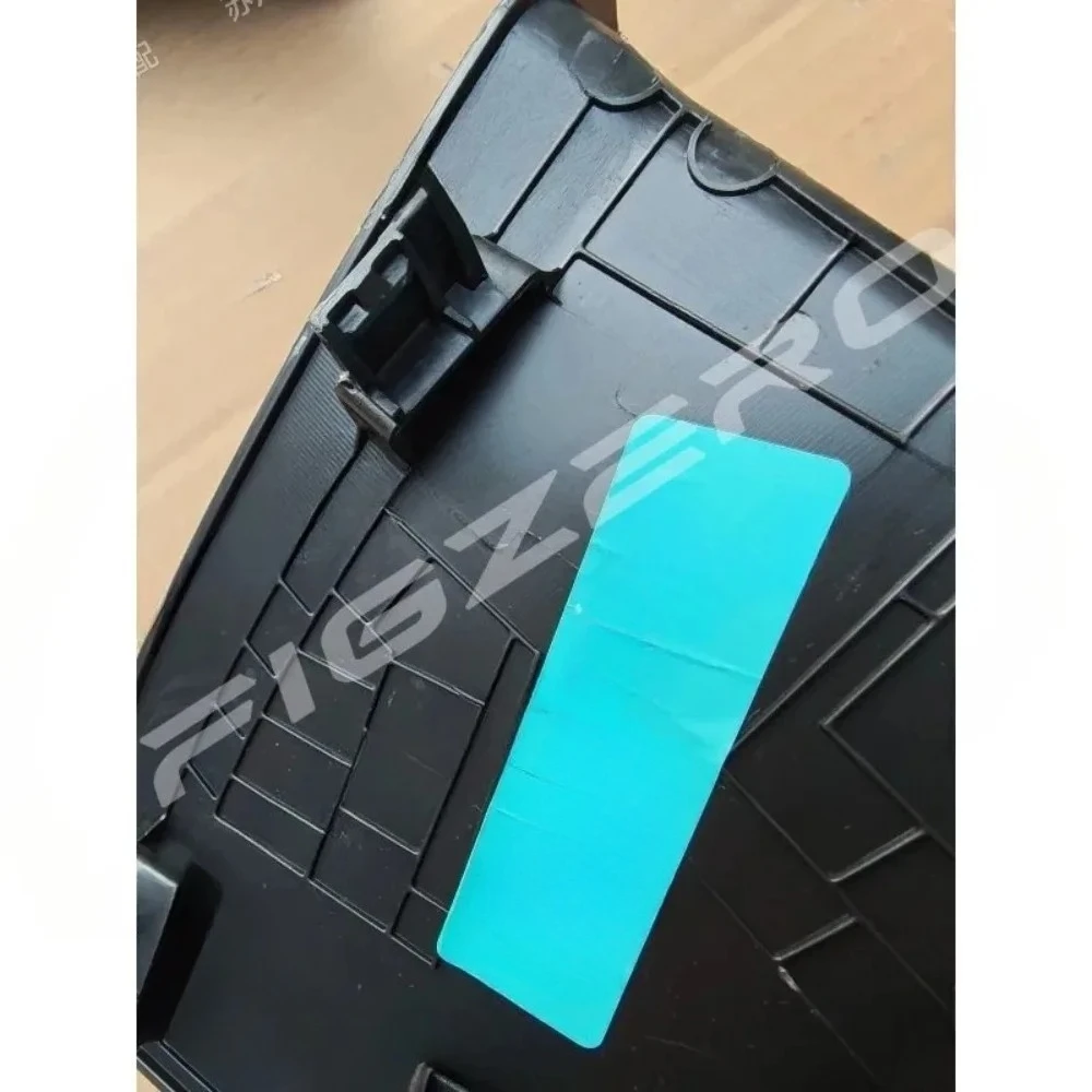 Genuine Instrument Panel Centre Console Side Triangular Trim Protective Panels for Tesla Refreshed ModelY Model3 1715725-10-B