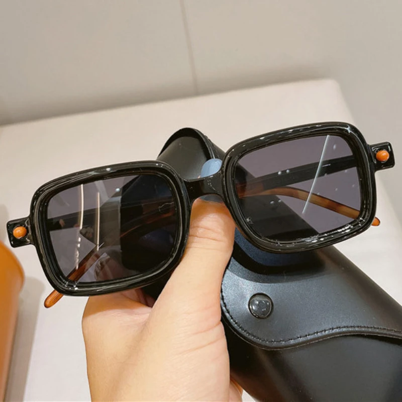 

2025 новые модные мужские и женские солнцезащитные очки INS, квадратные солнцезащитные очки, современные антисиние светящиеся плоские зеркальные женские офисные очки