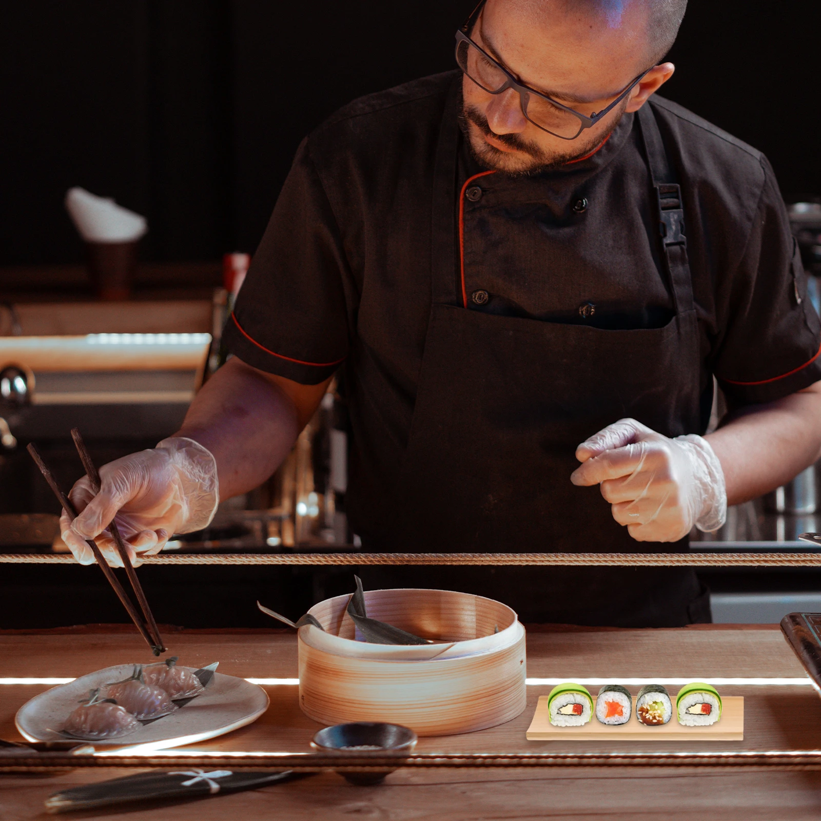 

2pcs Sushi Serving Plate Rectangular Japanese Restaurant Holder Reusable Home Sushi Container Multi-Function Food Display Dish