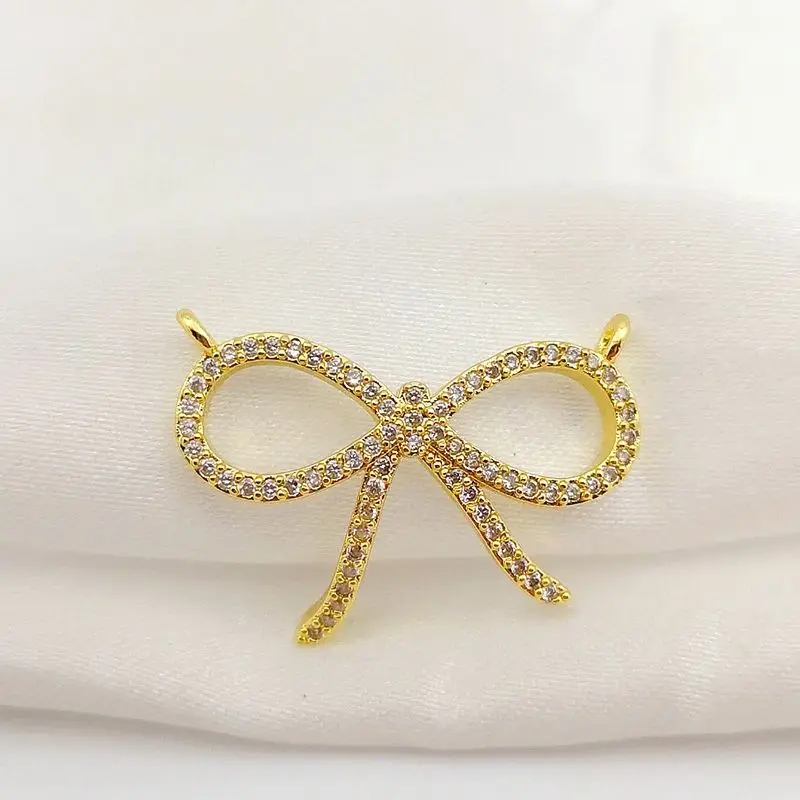 Dijes de lazo chapados en oro y cobre para collares, fabricación de joyas DIY, colgante de lazo pavé de circonita transparente para fabricación de joyas, accesorios, regalos para mujeres y niñas al por mayor