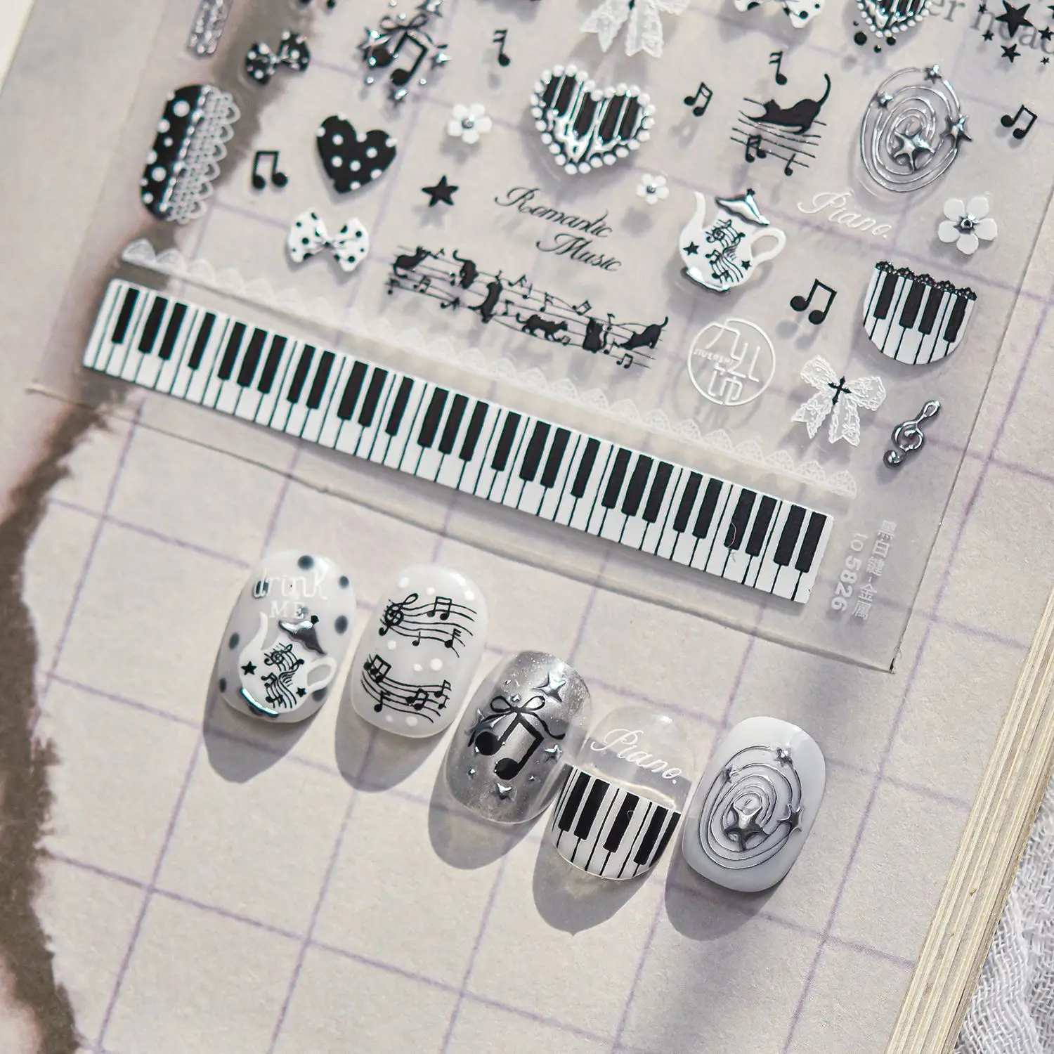 

1sheet Cute Elegant Polka Dots Bows Music Nail Art Stickers Retro Piano Keyboard Pattern Self Adhesive Nail Art Decorations DIY