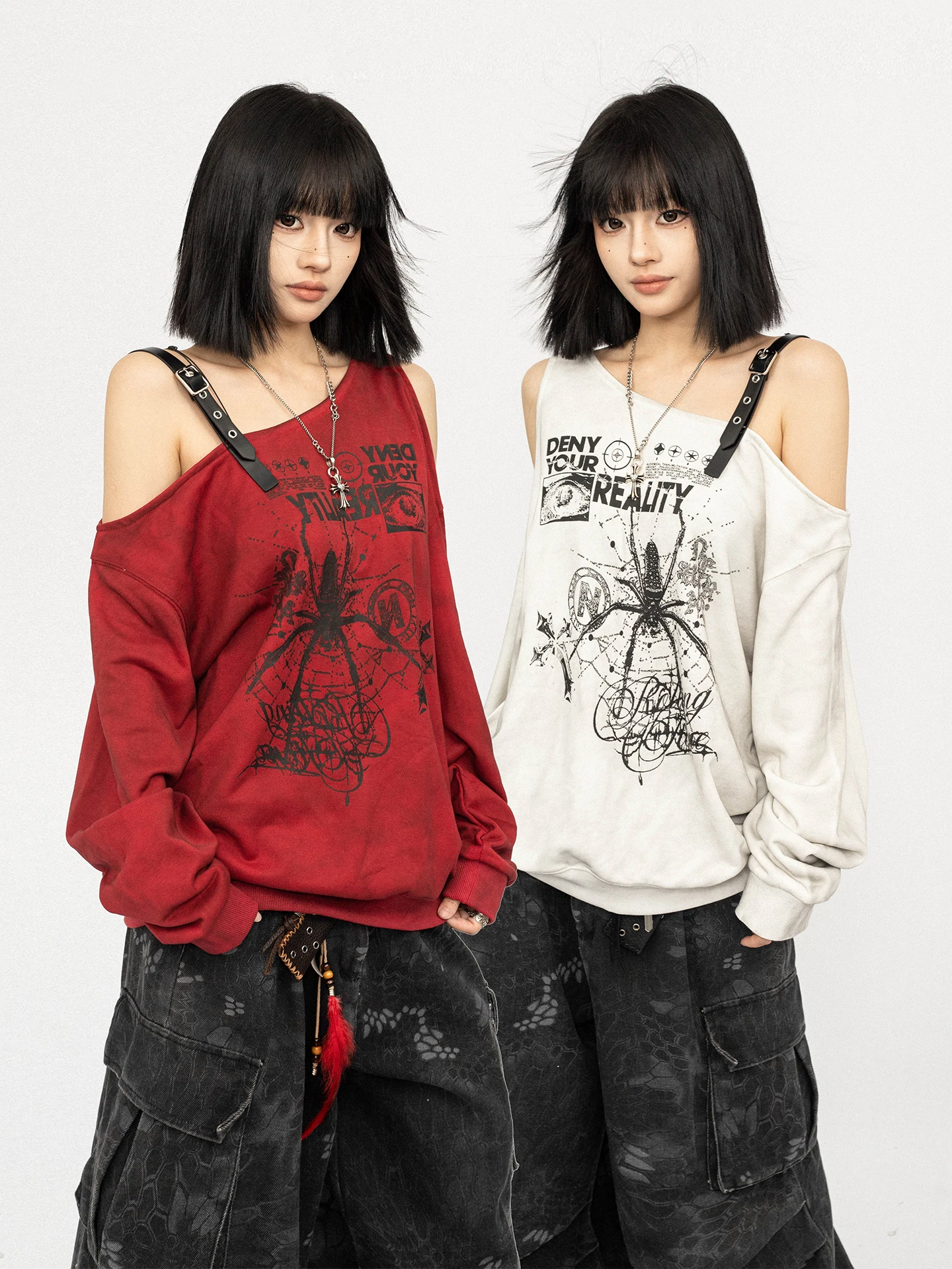 

OCTTFLAB American Style Sweet Cool Long Sleeve Graffiti Shoulder Bared Loose Women's T-shirt Casual Comfortable Cotton Polyes...