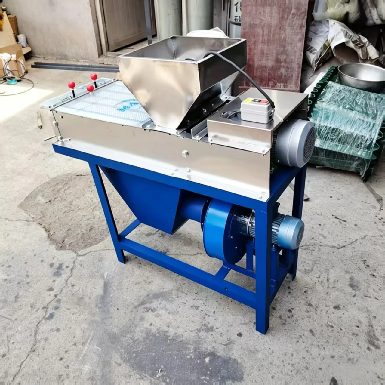 Dry Peanut Peeling Machine  Red Coat Remover for Roasted Peanut Butter Food Processing Line
