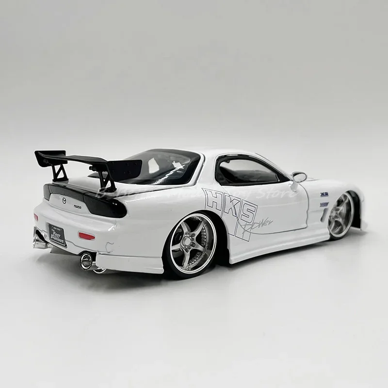 1:24 Diecast Car Model Toy 1993 Mazda RX-7 Vehicle Replica Collector Edition