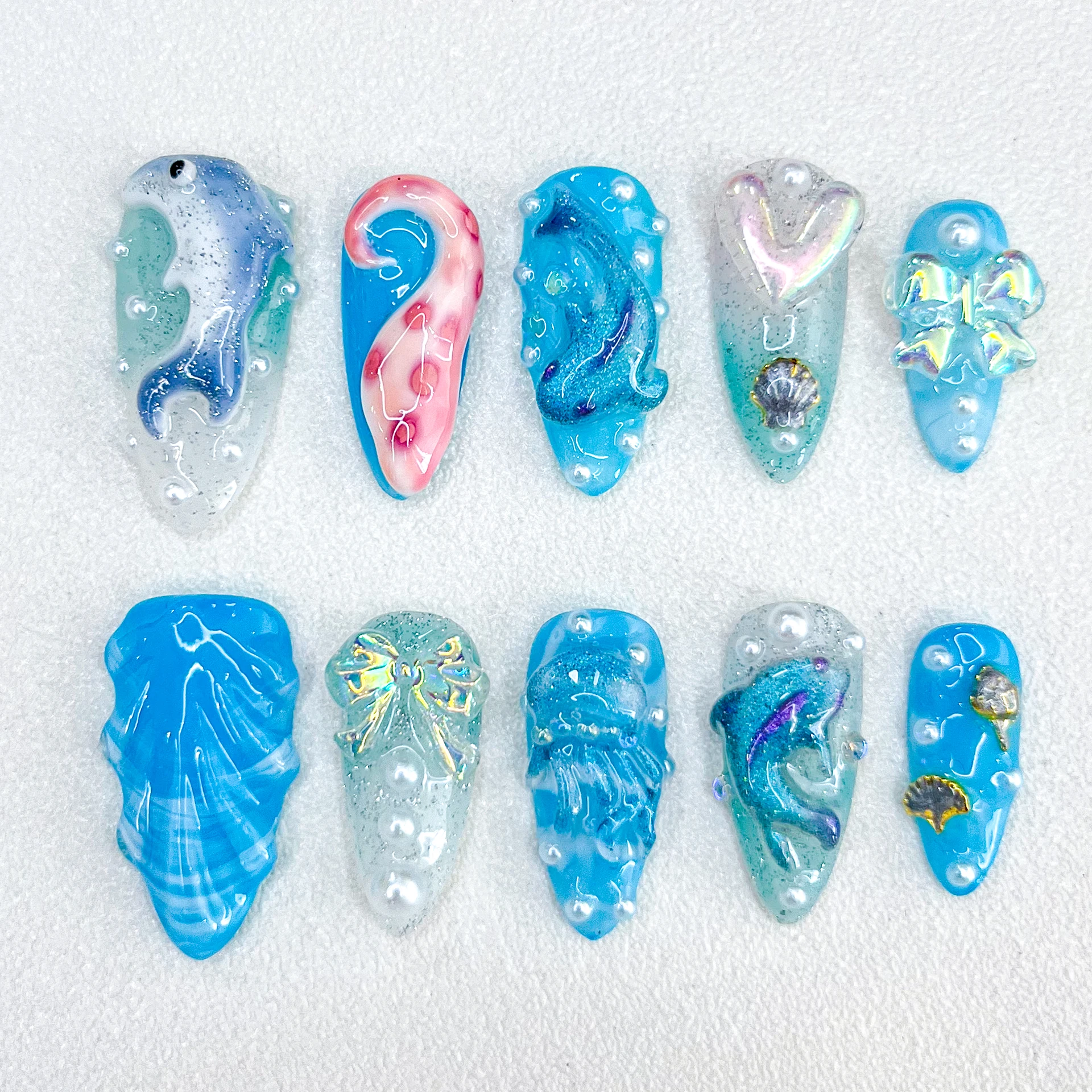

Dolphin Press on Nails Handemade