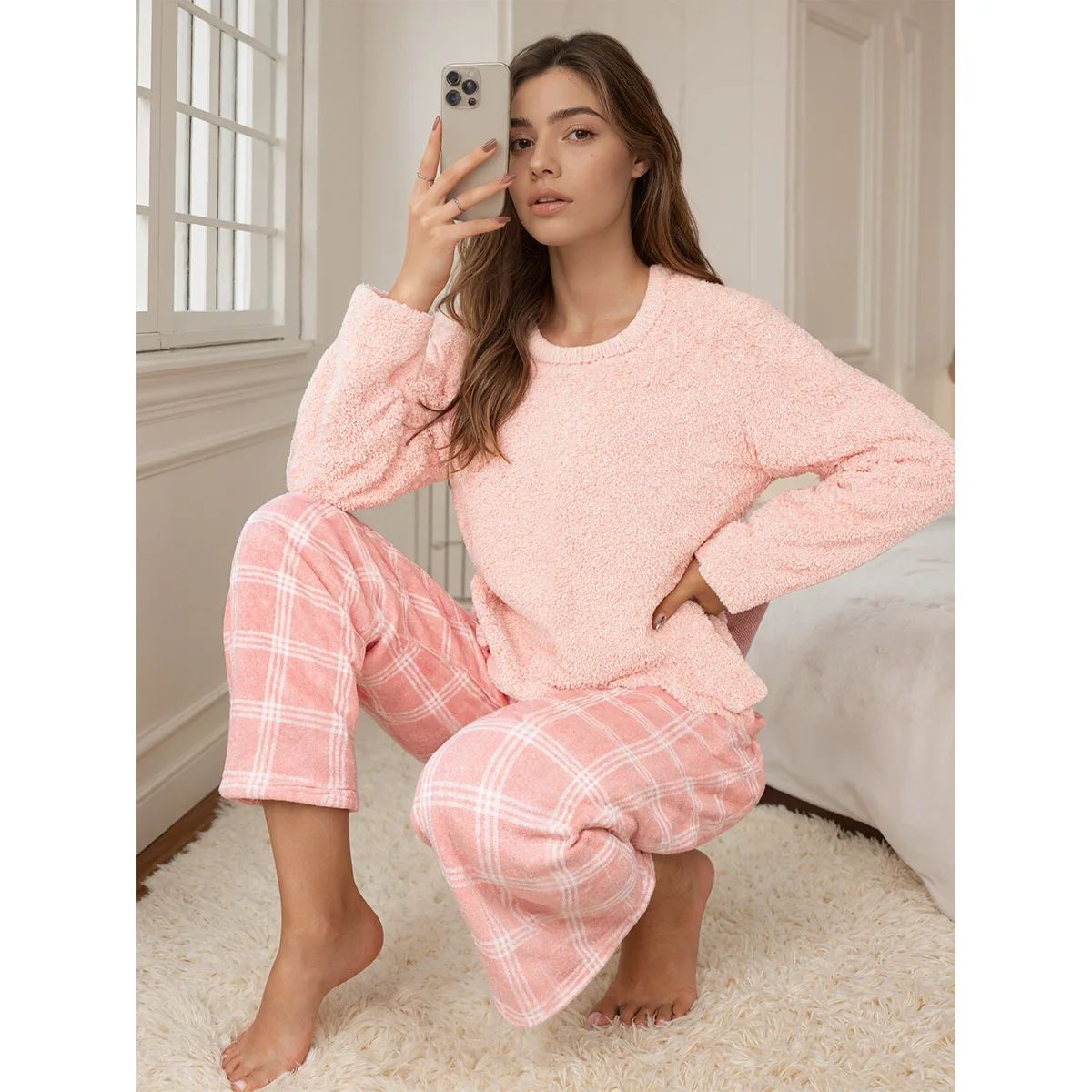 

Women's Flannel Pajama Set New Autumn and Winter Style Round Neck Fashionable Plaid Pink Loungewear Women Nightwear