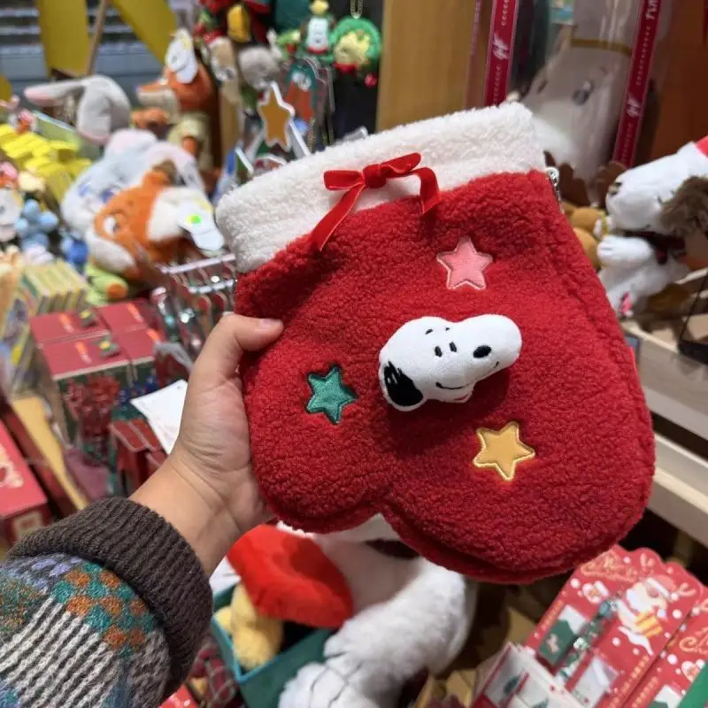Cute Snoopys Glove Shape Plush Crossbody Bag Cute Kawaii Soft Shoulder Purse Christmas Gift for Women Fashion Small Handbag