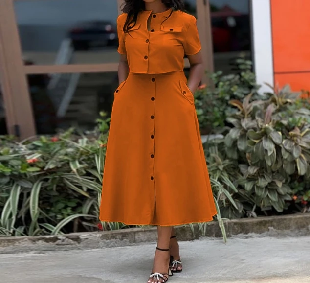 Summer Fashion New Two Piece Set with Temperament Round Neck Short Sleeved Top High Waist Button Half Skirt Set for Women