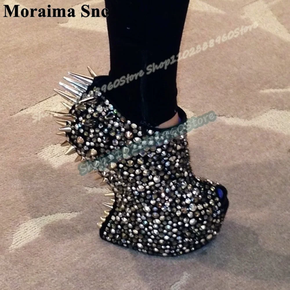 

Black Flock Crystals Metal Rivets Platform Pumps Strange Style Heel Shoes For Women Side Zipper Peep Toe Luxury Bling Pumps