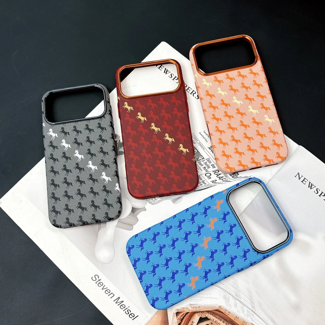 Luxuriöse Kevlar-Carbonfaser-Handyhülle für iPhone 17 16 15 Pro Max mit magnetischem kabellosem Laden und Ultra-Cartoon-Steed-Design