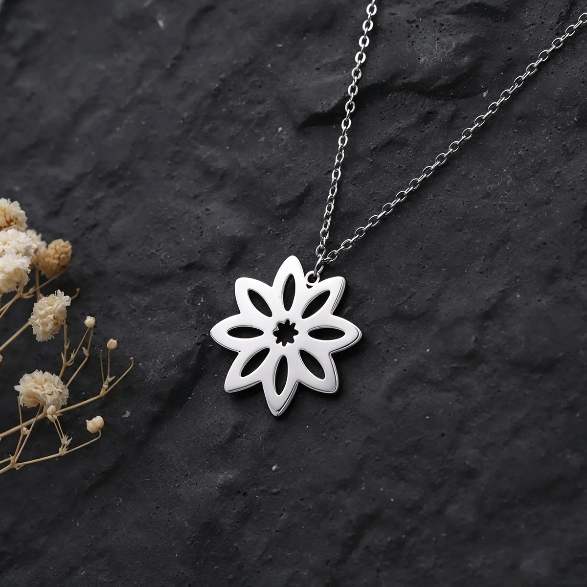 Kinitial Hollow Eight-petal Flower Pendant Necklace Stainless Steel Chain Necklace For Women Trendy Romantic Jewelry Gifts